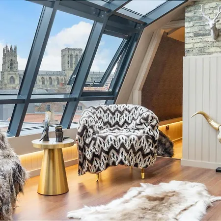 34 Coney Street - The Viking